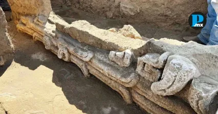 Altorrelieves y muros en Tetlatlahuca, Tlaxcala, parte de un palacio prehisp&aacute;nico del Epicl&aacute;sico.