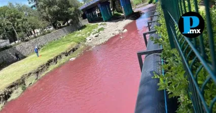 Autoridades ambientales colocaron sellos de suspensi&oacute;n temporal en la empresa textil responsable de verter colorantes sin tratamiento al r&iacute;o Zahuapan.