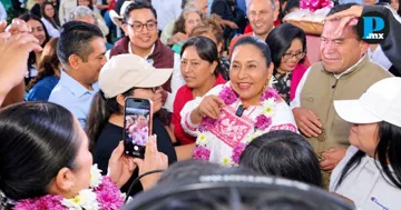 Ana Lilia Rivera llama a la unidad de Morena durante recorridos en Tlaxcala