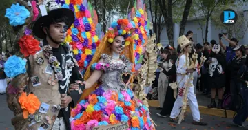 BUAP realiza su primer desfile de D&iacute;a de Muertos en Ciudad Universitaria